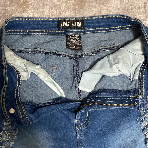 JC &JQ wide leg flare jeans - Picture 5 of 5